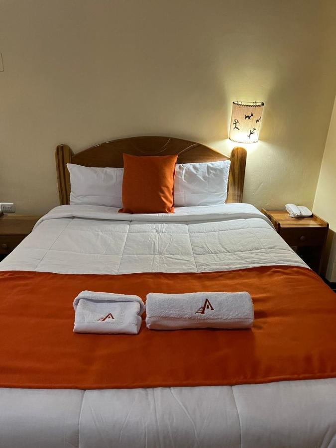 Hostal Andenes De Alabado Hotel กุสโก ภายนอก รูปภาพ