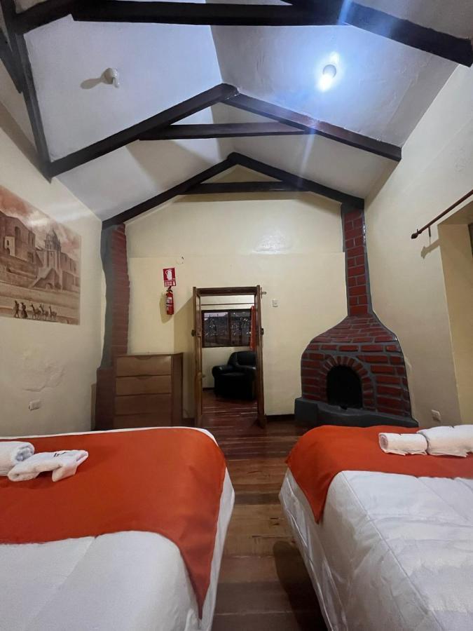 Hostal Andenes De Alabado Hotel กุสโก ภายนอก รูปภาพ