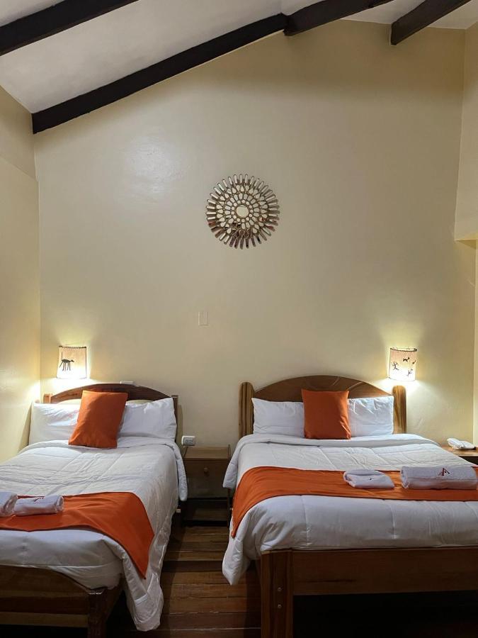 Hostal Andenes De Alabado Hotel กุสโก ภายนอก รูปภาพ
