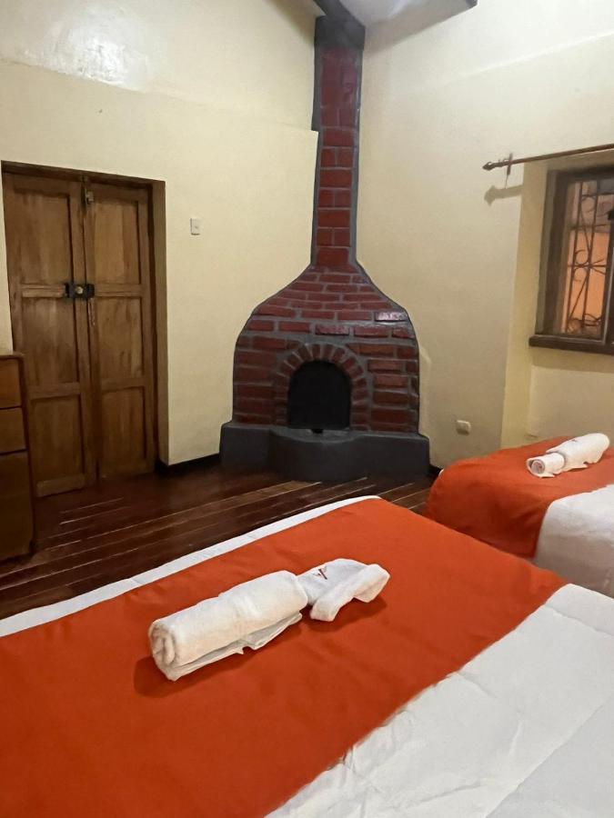 Hostal Andenes De Alabado Hotel กุสโก ภายนอก รูปภาพ