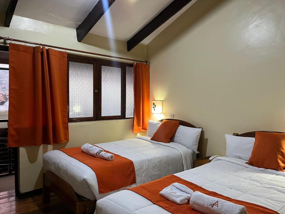 Hostal Andenes De Alabado Hotel กุสโก ภายนอก รูปภาพ